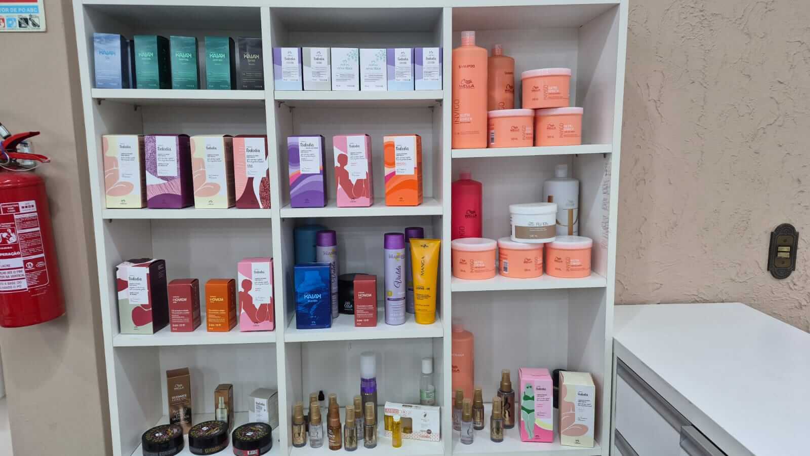 Detalhe dos produtos usados no salão